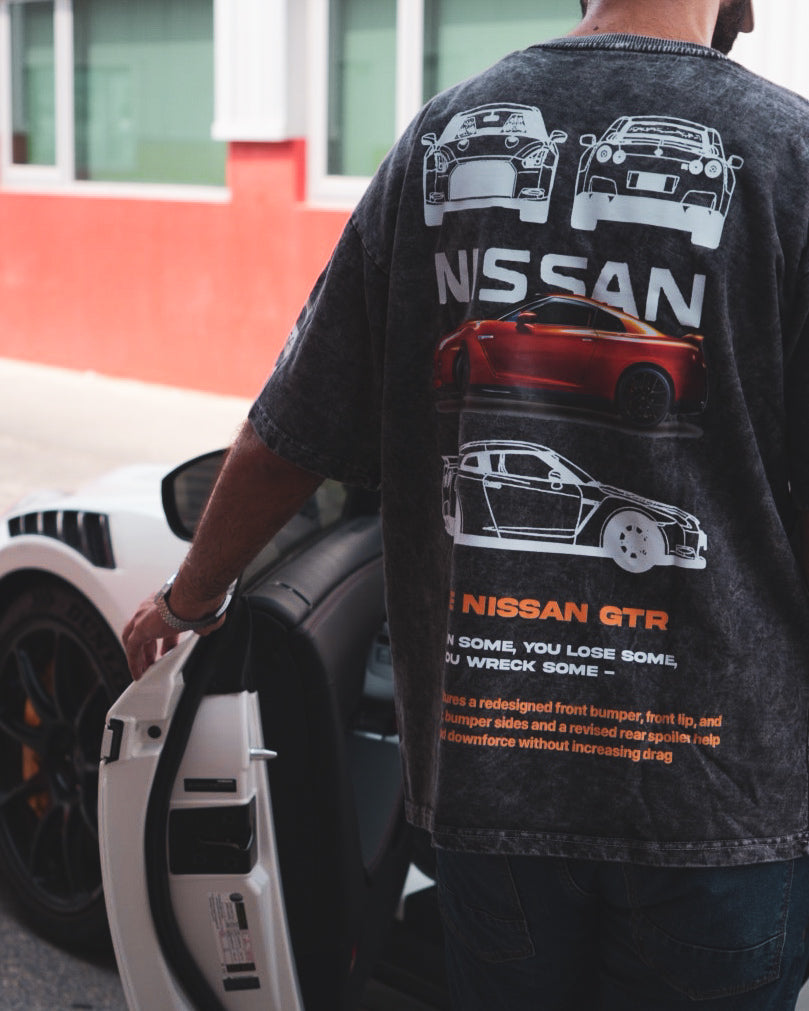 NISSAN GT-R専用作業服 Oversized Nissan GTR T-shirt